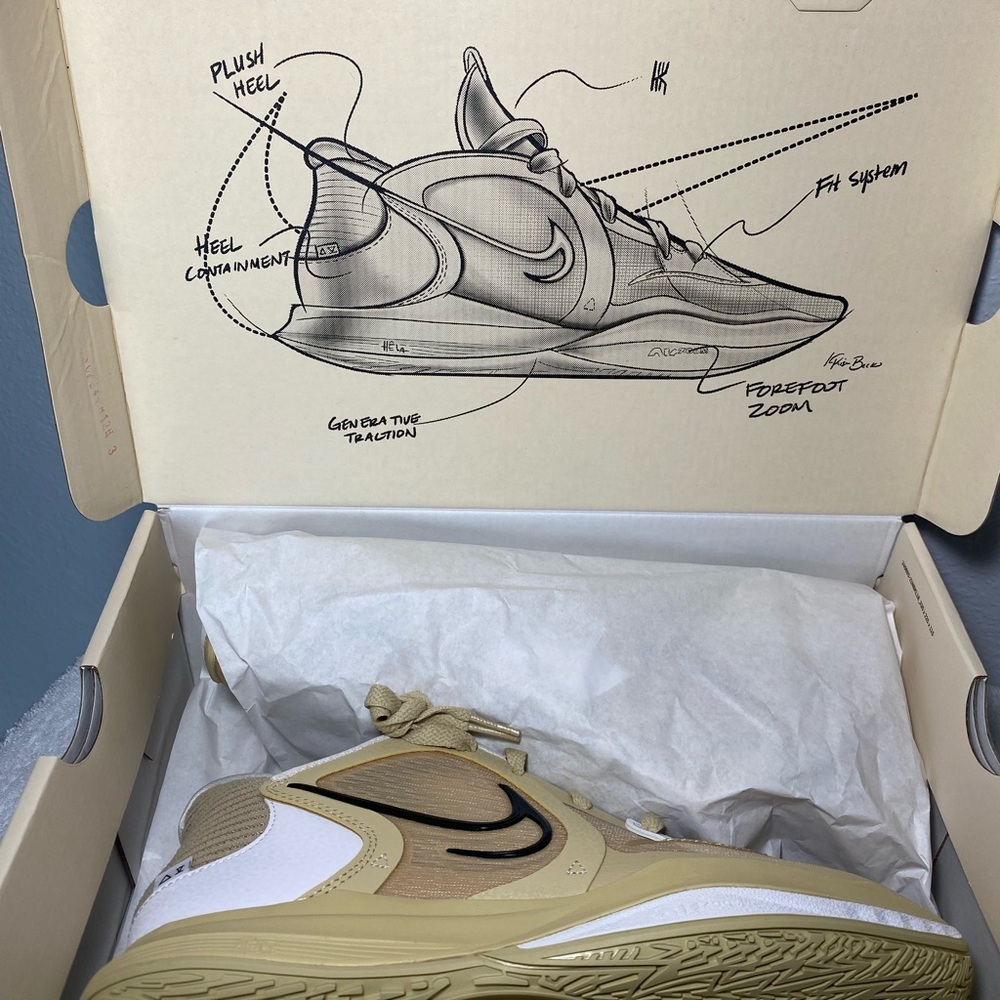 Kyrie Low 5 TB Promo Gold/Black by Nike - Picture 7 of 8
